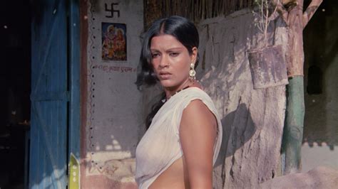 nude zeenat aman|SATYAM, SHIVAM, SUNDARAM NUDE SCENES .